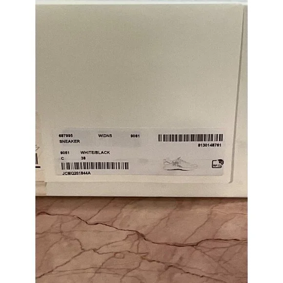 Alexander McQueen Sprint Runner Sneakers in White & Black 38 New with Box Womens - Picture 15 of 16